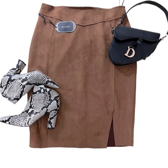 New With Tags Mystery Box - Picture 4 of 7